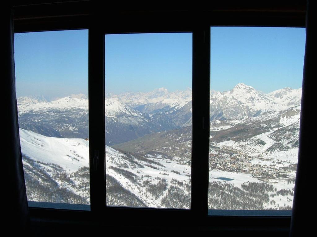 Hotel Tana Della Volpe Colle Colle Sestriere Exteriér fotografie